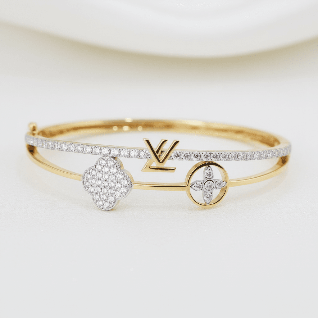 Clover Diamond Bangle — SK004