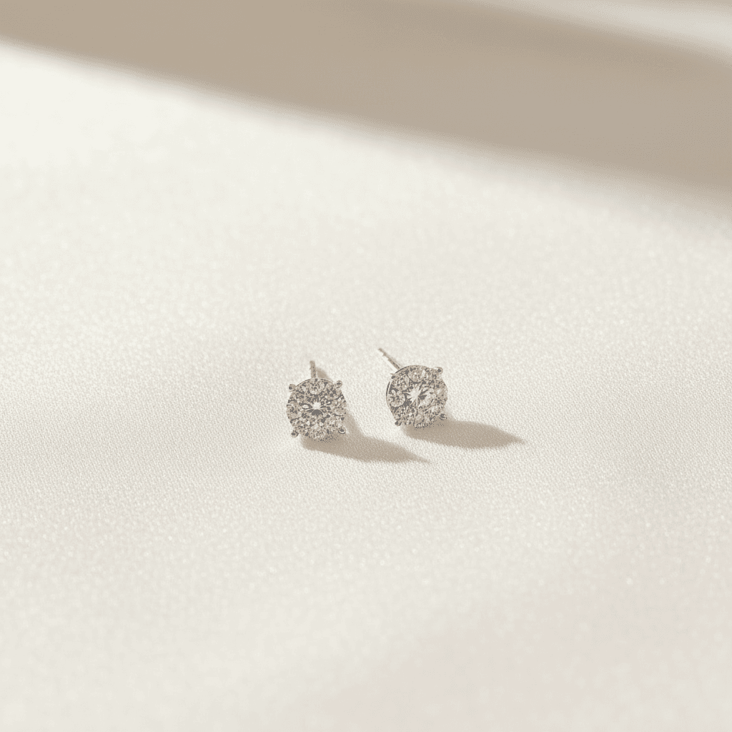 Round Cluster Diamond Stud Earrings — E002