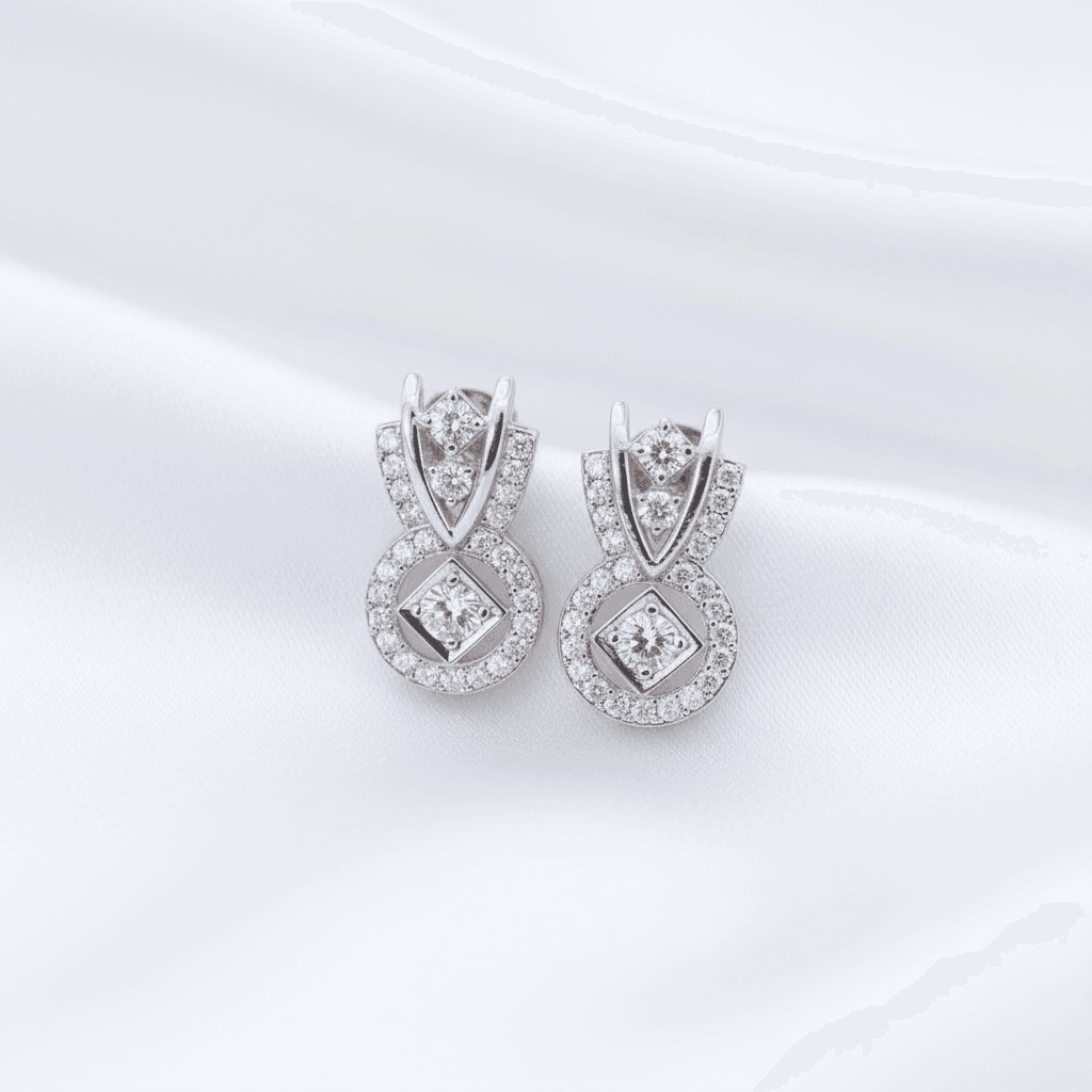 Geometric Circle Diamond Stud Earrings — E065