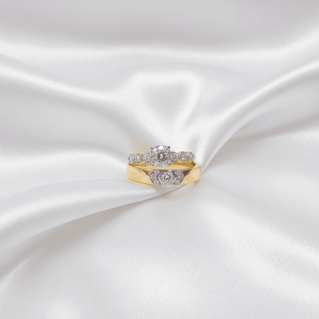Round Brilliant & Hexagon Band Diamond Couple Rings — ER081