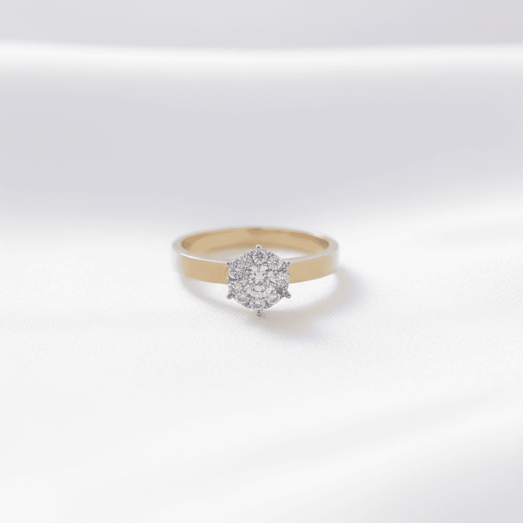 Classic Diamond Cluster Solitaire Ring — RF0605