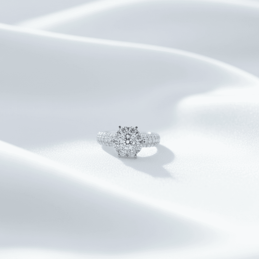 Halo Silk Satin Diamond Ring — RF0652