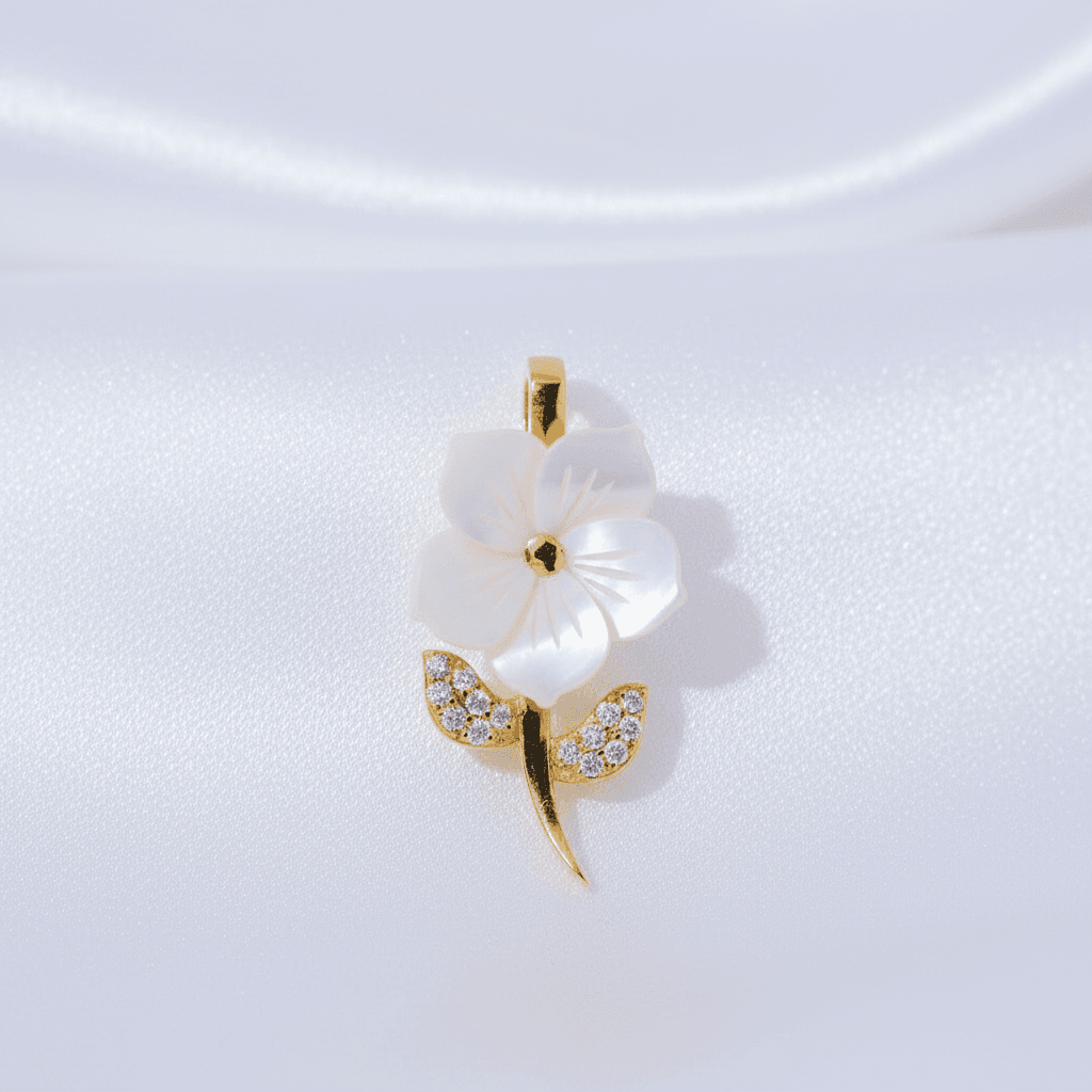 Mother of Pearl Flower Diamond Pendant — P0337