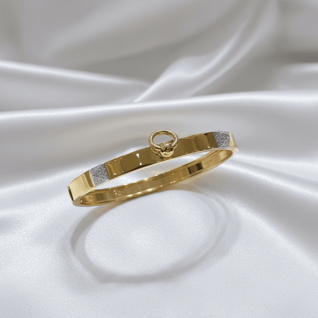 Interlocking Ring Diamond Bangle