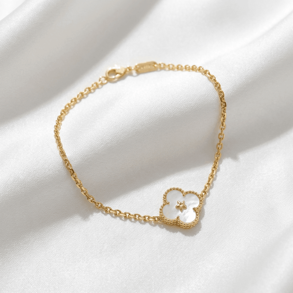 Mother of Pearl Clover Gold Chain Bracelet