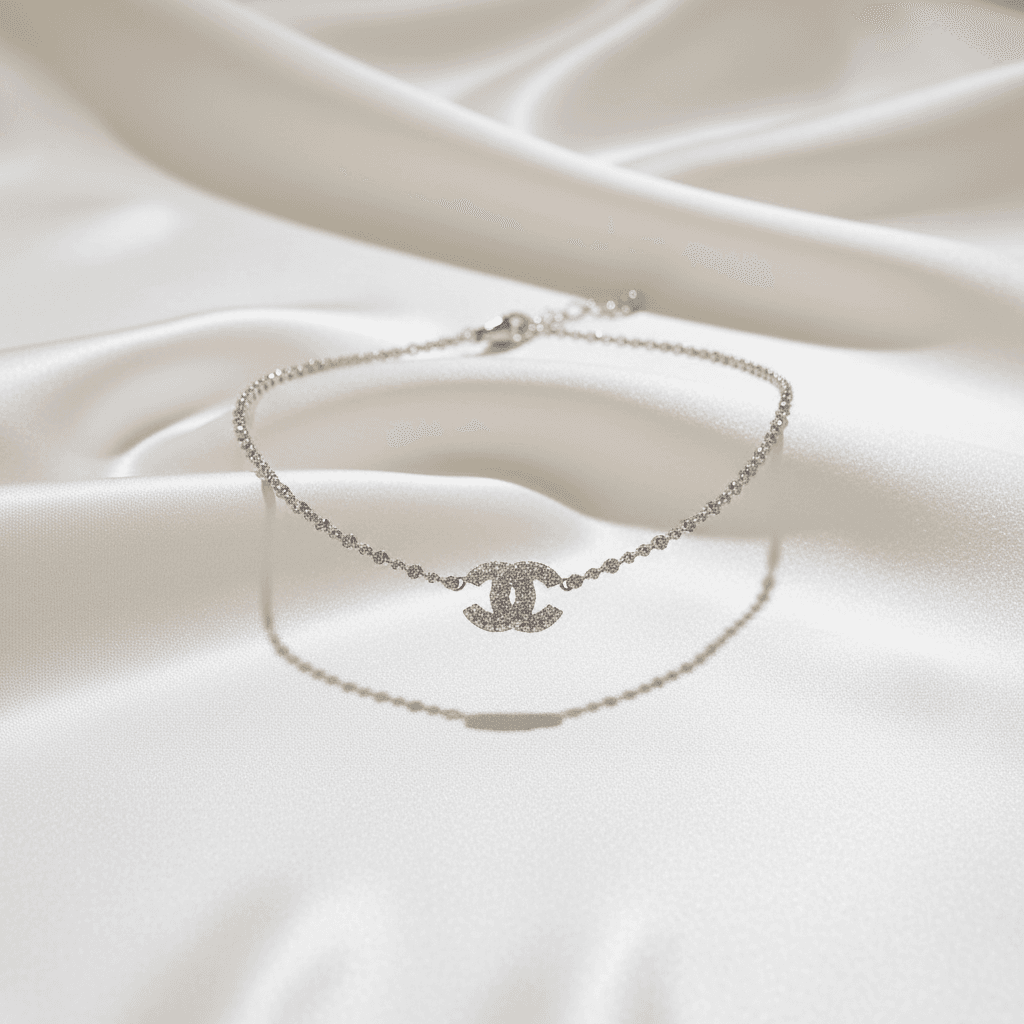 White Gold Interlocking Circles Diamond Choker Necklace
