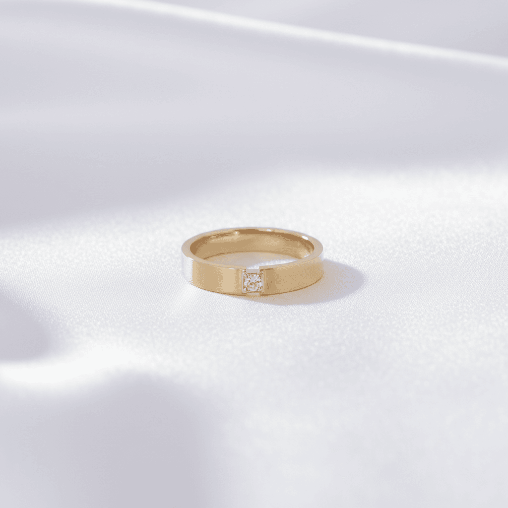 Men's Classic Gold Diamond Ring