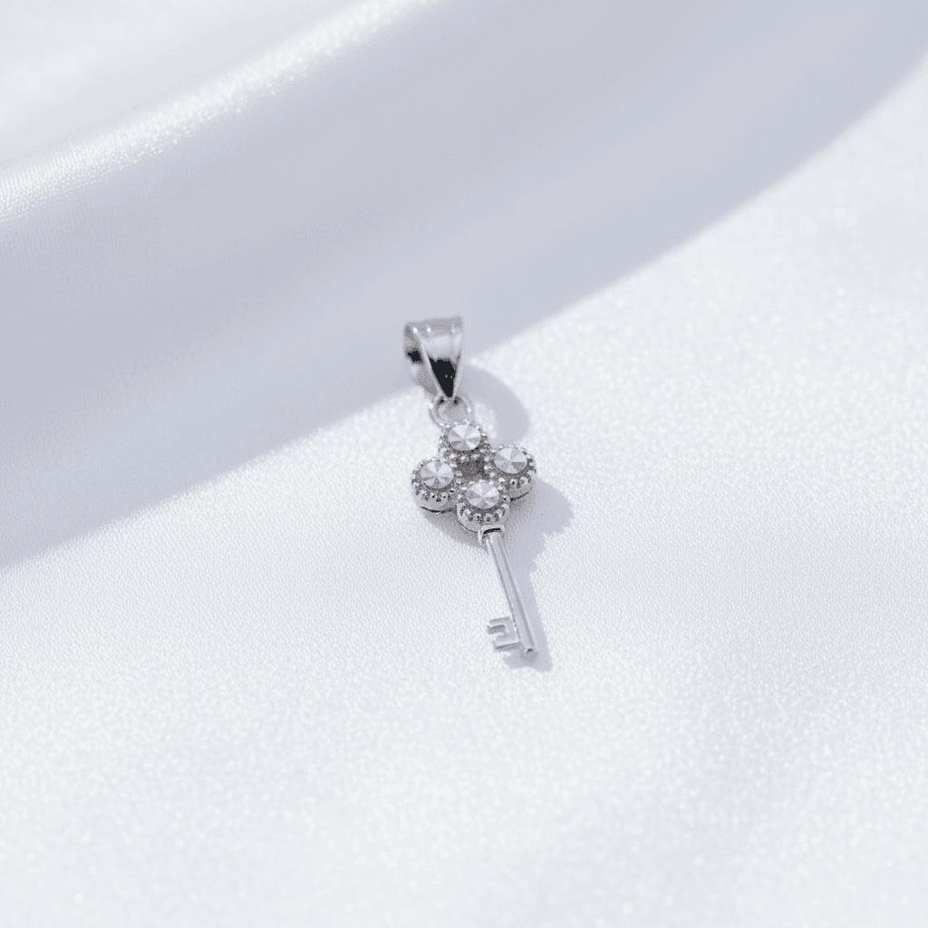 Clover Key Diamond Pendant