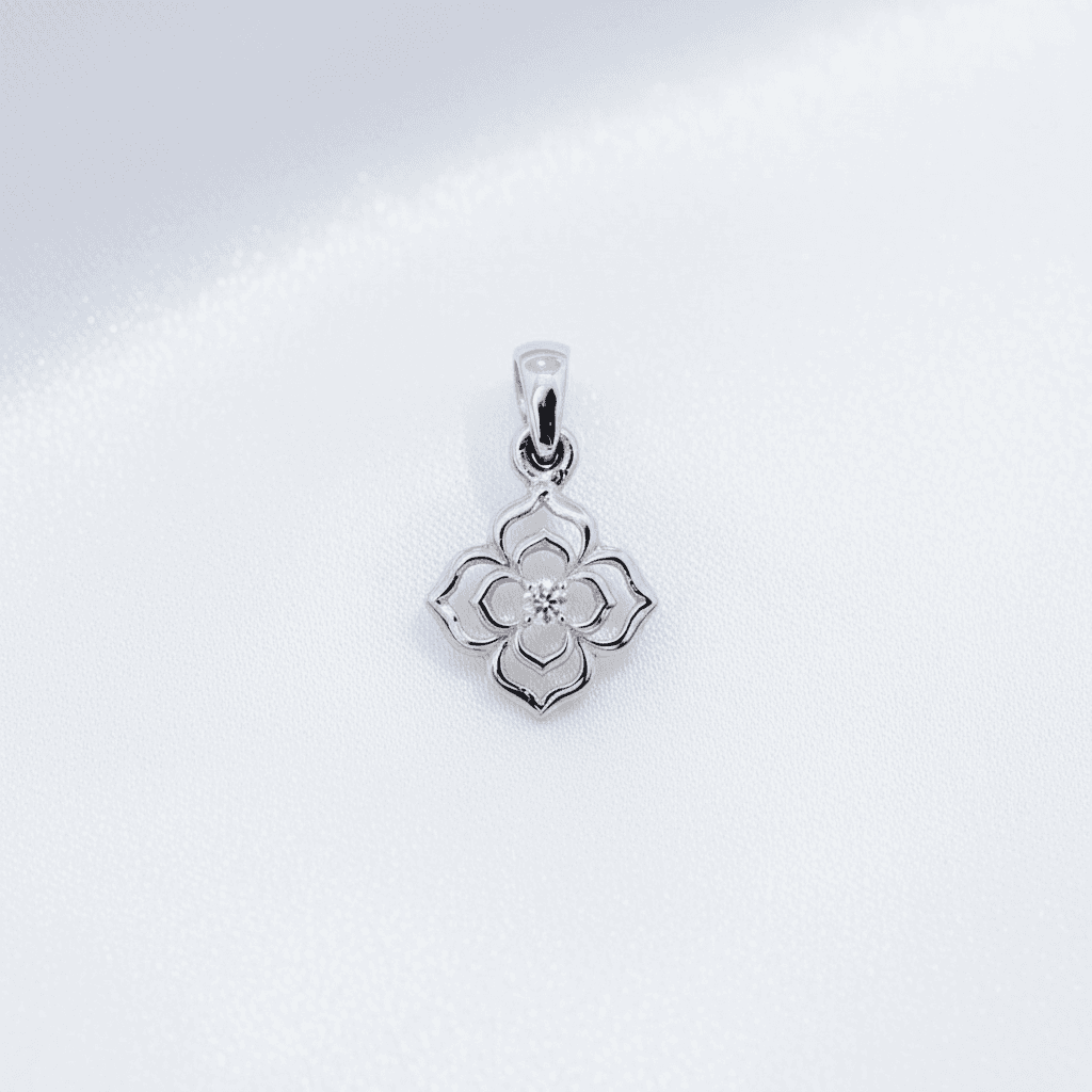 Openwork Flower Diamond Pendant