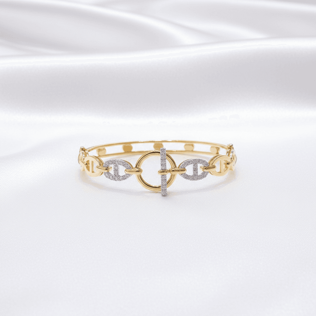Gold Anchor Chain Diamond Toggle Bangle — B005