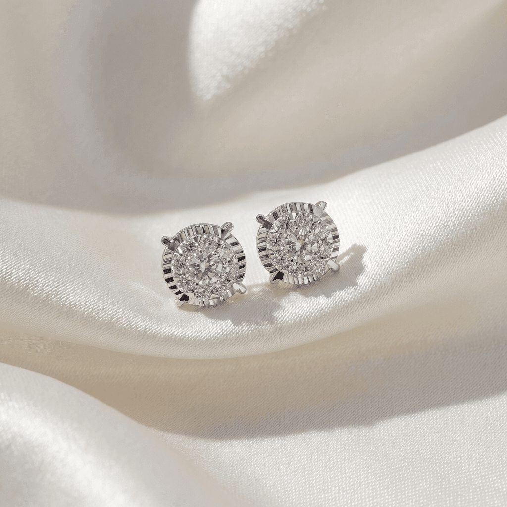 Round Diamond Cluster Stud Earrings — E0505