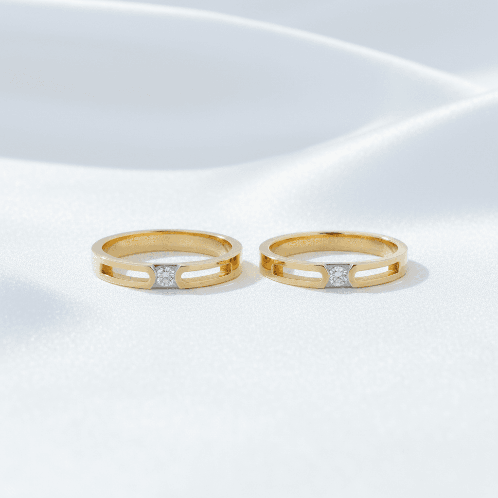 Yellow Gold Cutout Couple Rings