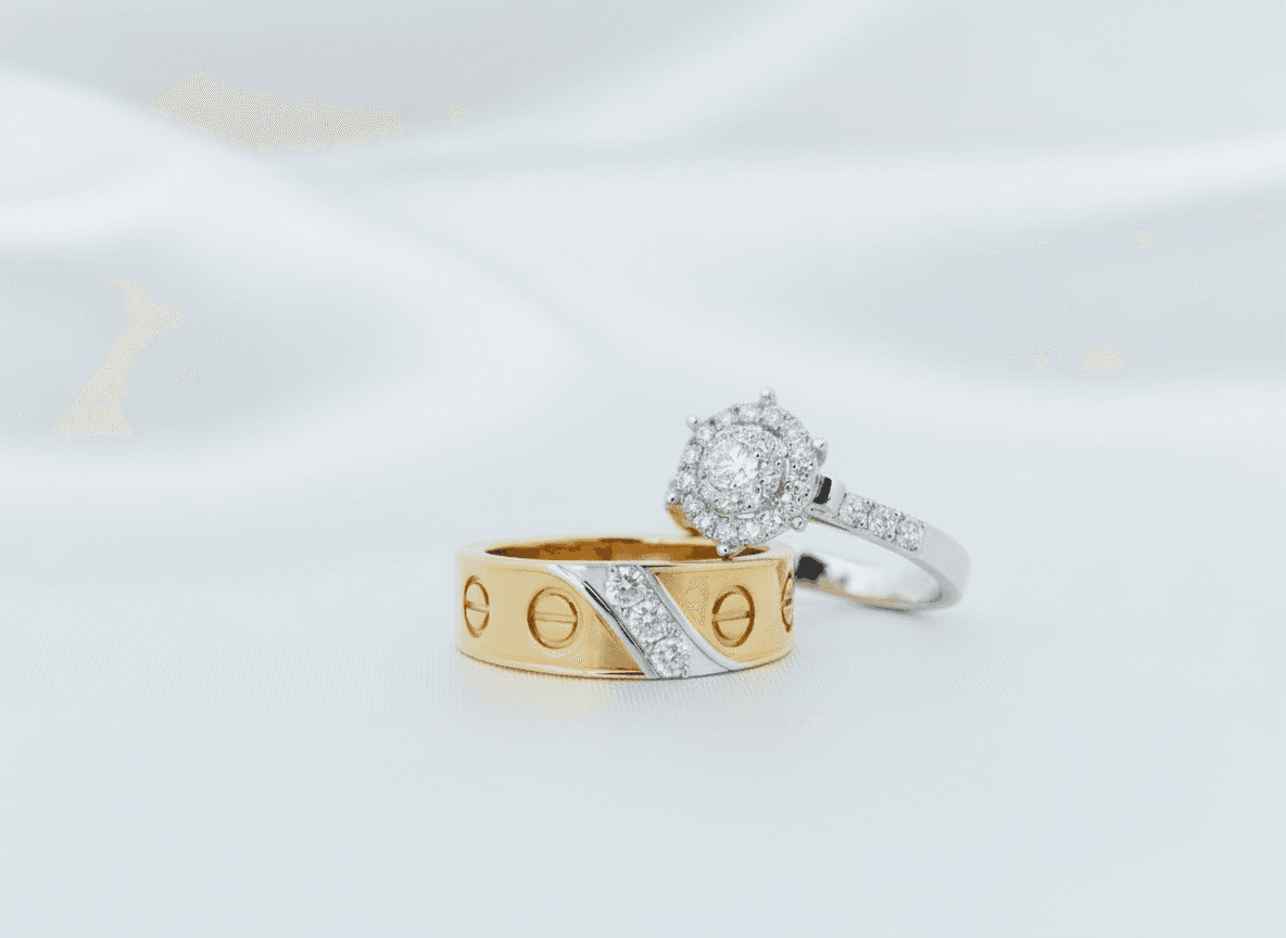 Yellow Gold Love Ring & Halo Diamond Couple Rings (ER0039) — ER0039