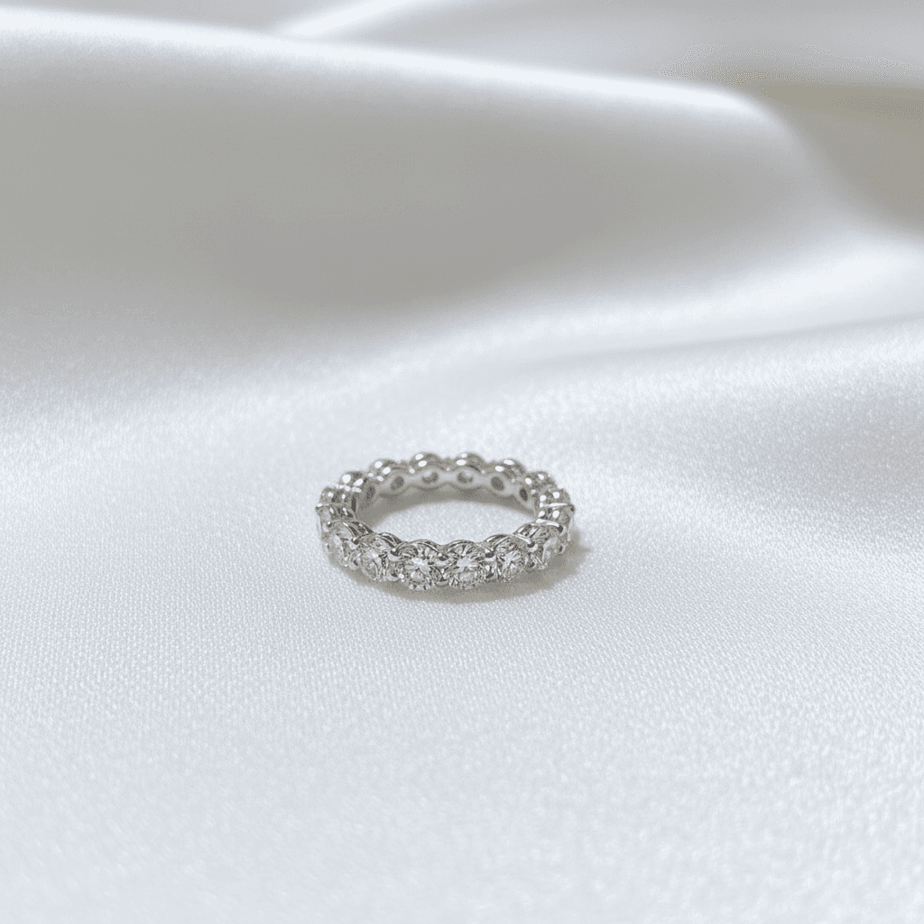 Diamond Eternity Band Ring — RF0617
