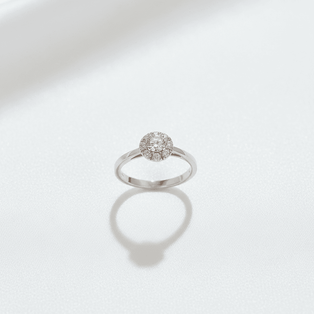 Round Halo Cluster Solitaire Diamond Ring — RF0619