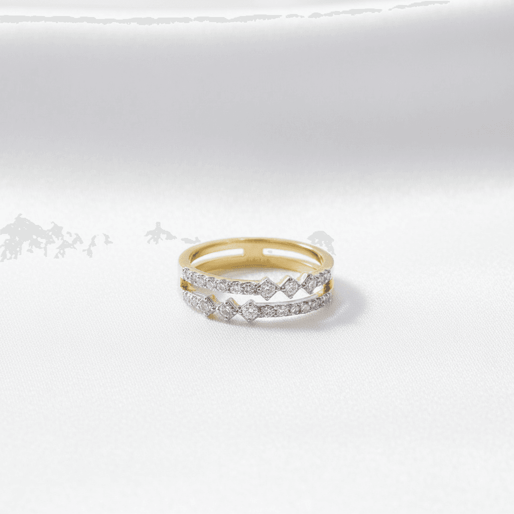 Double Star Zigzag Diamond Band Ring — RF0625