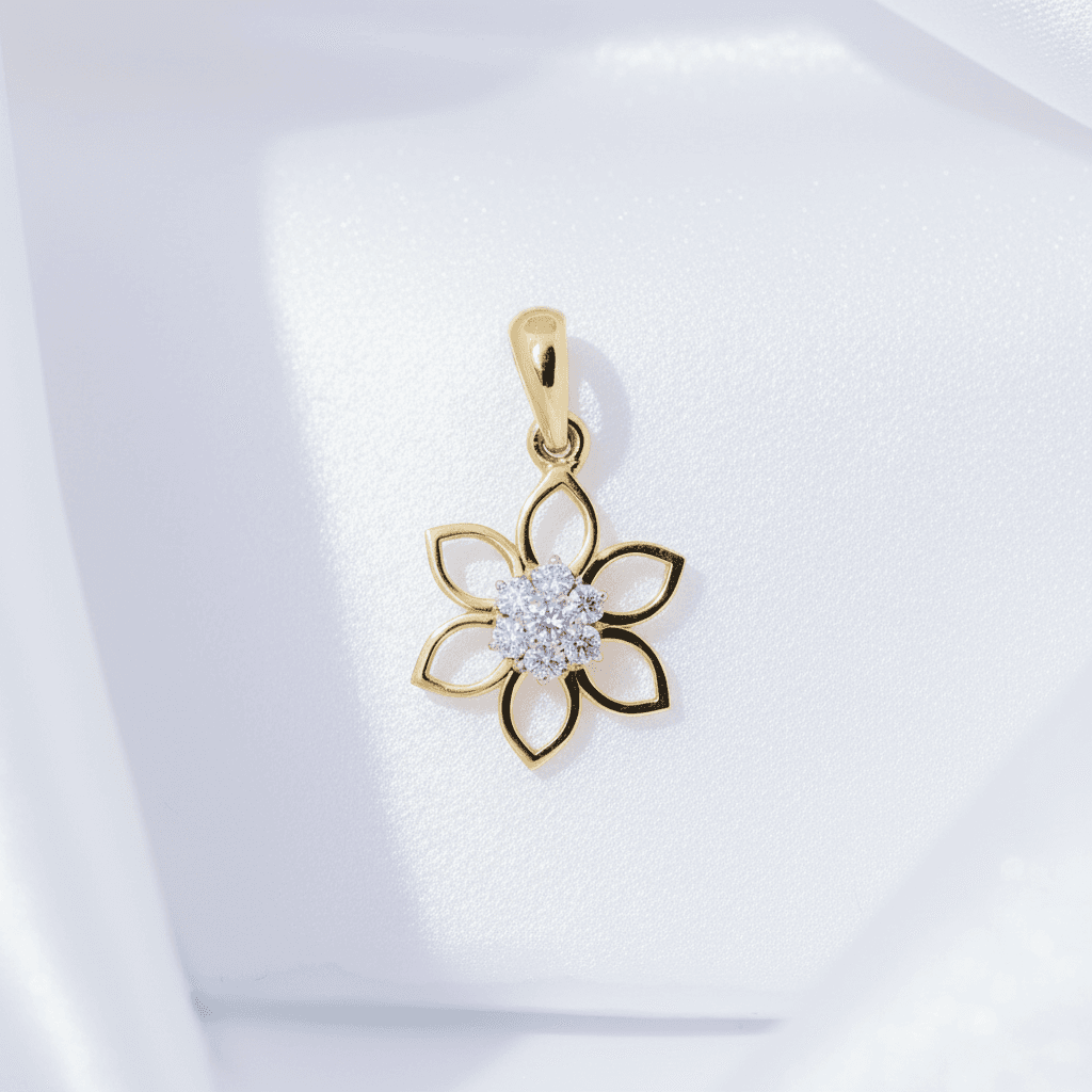 Flower Diamond Pendant — P07444